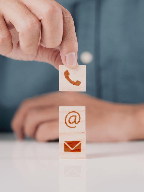 Contact us icon with a mail symbol.